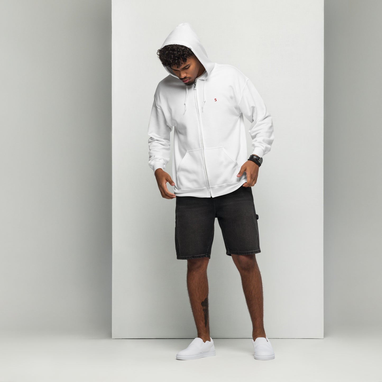 MYWoRLD Hoodie - Confidence stitched into every thread